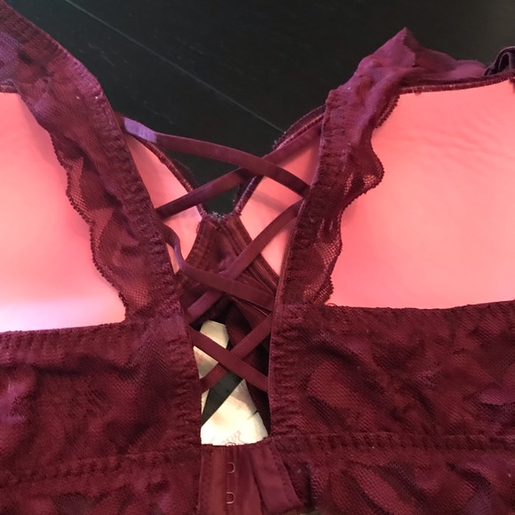 Beautiful  PINK lace bra - Picture 7 of 8